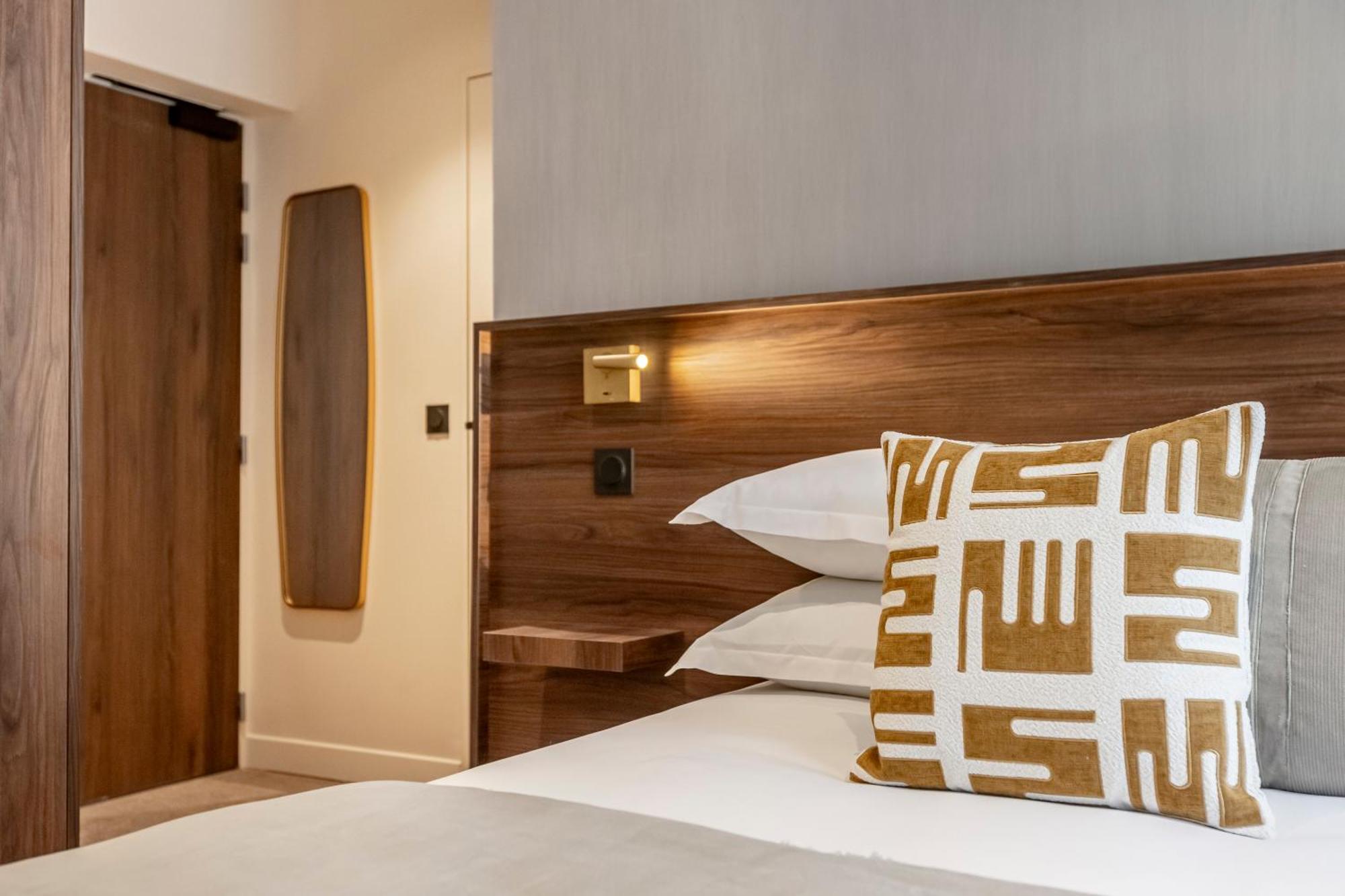 Le Madame By Sweett Hotel Paris Phòng bức ảnh